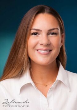 Mitarbeiterfotos Mitarbeiterfotos für Zahnarztpraxis in Bonn